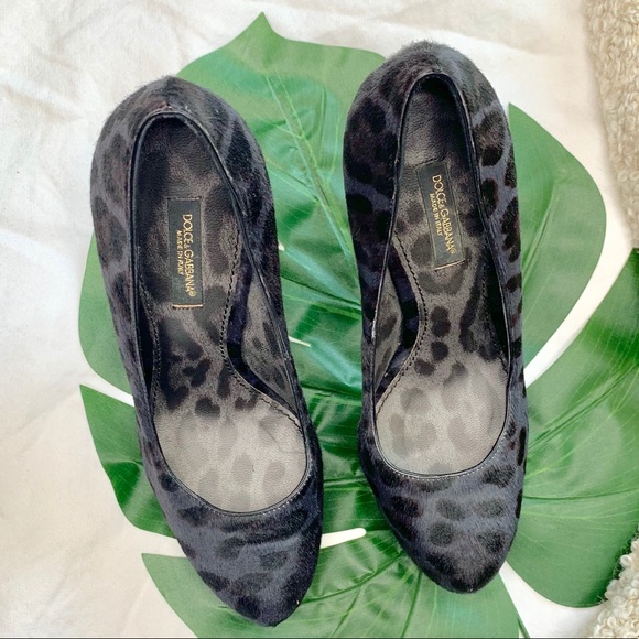 DOLCE & GABBANA ponyhair round-toe pumps - Picture 2 of 2